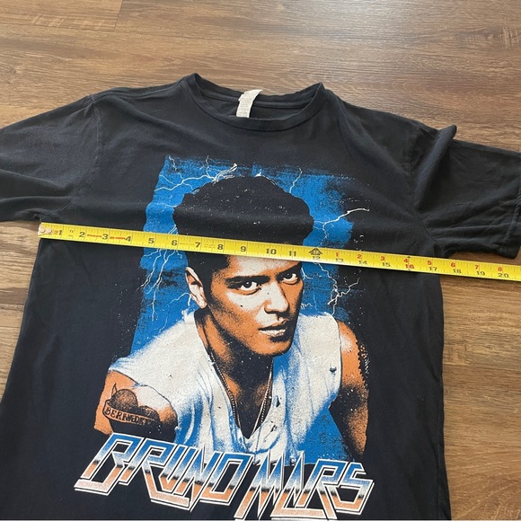 Bruno Mars concert tour t-shirt XS - Picture 4 of 5